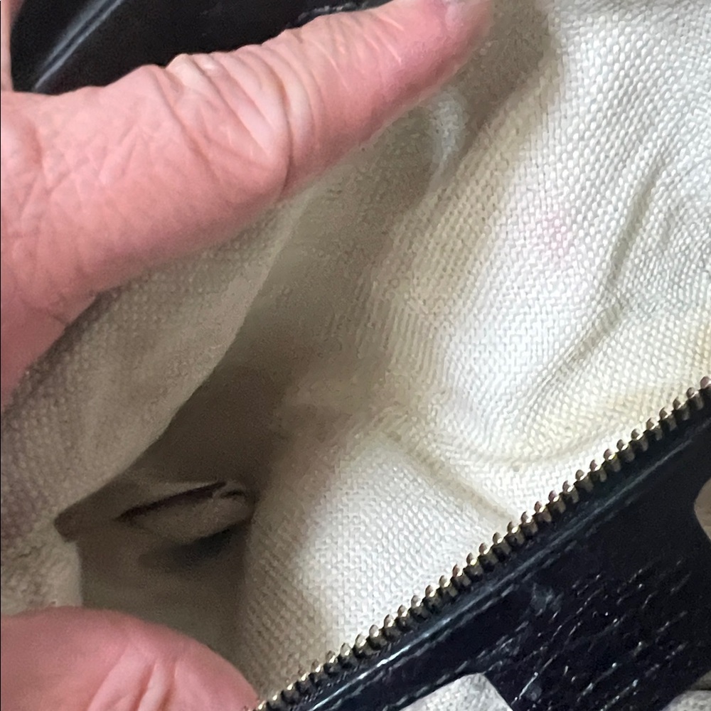 3447 Black Leather Crossbody Bag - Picture 11 of 11